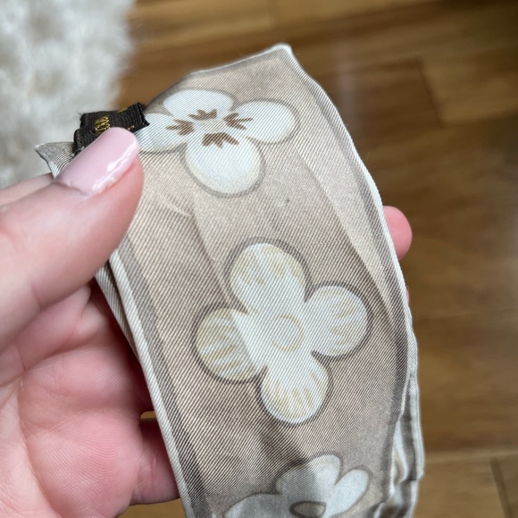 Rare vintage Louis Vuitton bandeau - Picture 8 of 9